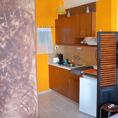 Apartment Kalormakis *